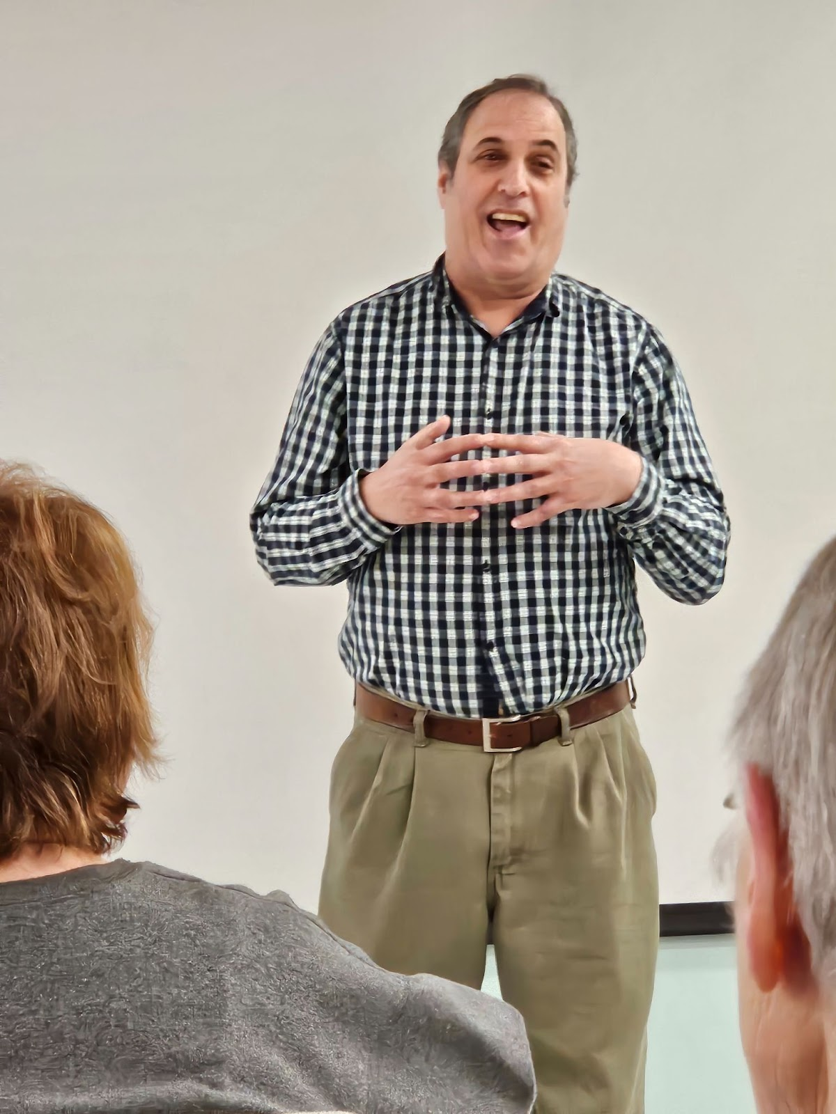 Author Martin Gitlin speaks at the Senior Center. Photo credit: Greg Jarboe.